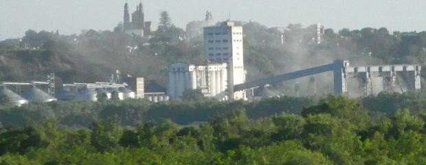 Continúa  el dragado en el Puerto de Diamante