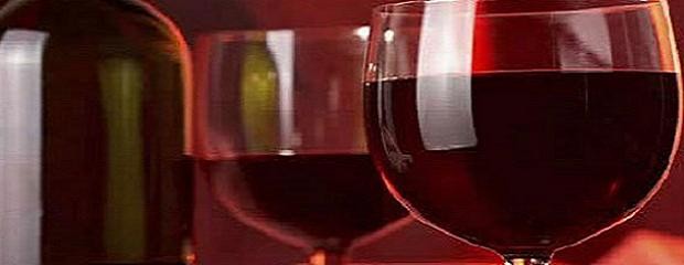 Los argentinos prefieren vino tinto antes que cerveza