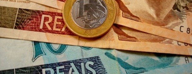 Se devalúa el real y sufre la economía argentina