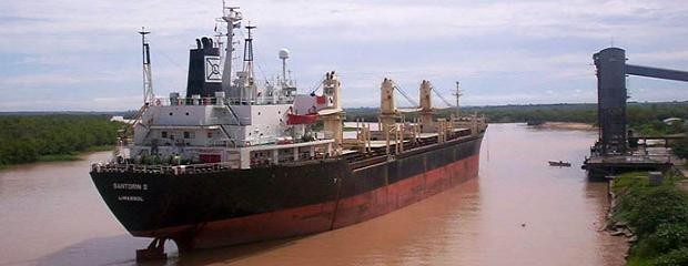 Harán acuerdo por el choque de buque en el puerto Diamante