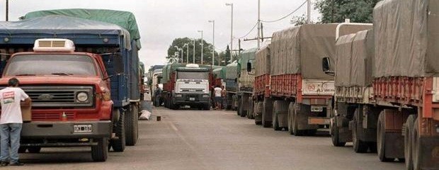 Tensión en los puertos frente al paro