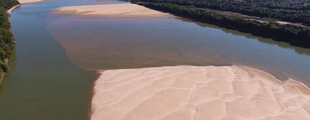 Continua la condición crítica del Río Paraná