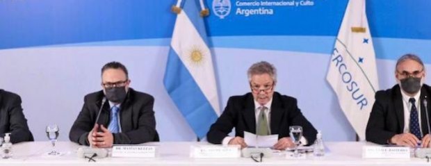 Uruguay incumpliría con el tratado fundacional del Mercosur