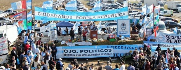 El campo salió masivamente a protestar