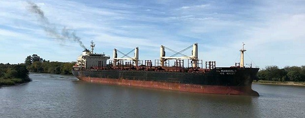 Ingresaron dos buques al puerto de Concepción del Uruguay