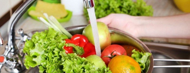 Norovirus: cómo evitar el contagio lavando frutas y verduras