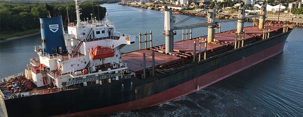 Otro buque ingresó al puerto de Concepción del Uruguay